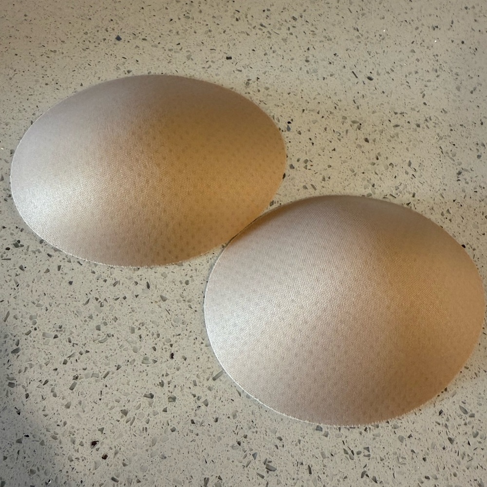 New Lululemon Beige Bra Inserts